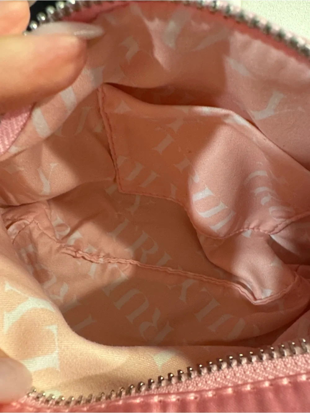 TRULY Signature Crystal Pouch Pink Satin